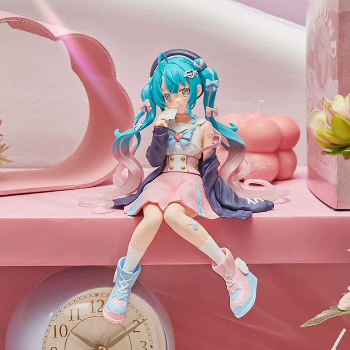 Figura FuRyu Hatsune Miku Love Sailor Uniform Gray Ver.